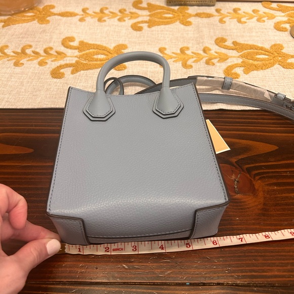 Michael Kors, Mini Crossbody Bag - Picture 4 of 7